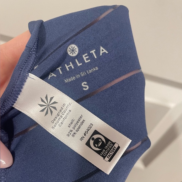 BUNDLE - 2 Athleta Tank Tops - Workout Athletic Fitness Wear - Picture 4 of 8